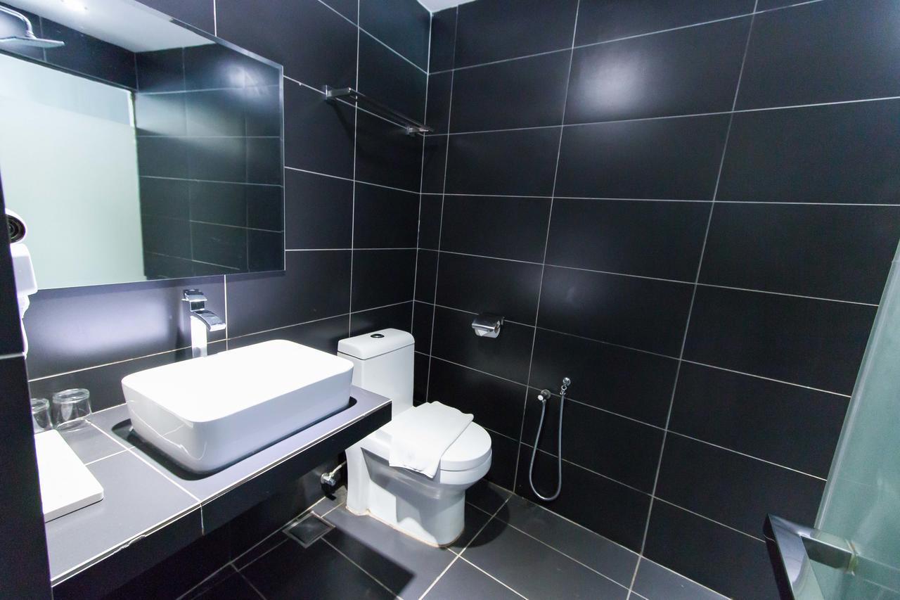 Hotel 99 Pusat Bandar Puchong Eksteriør billede