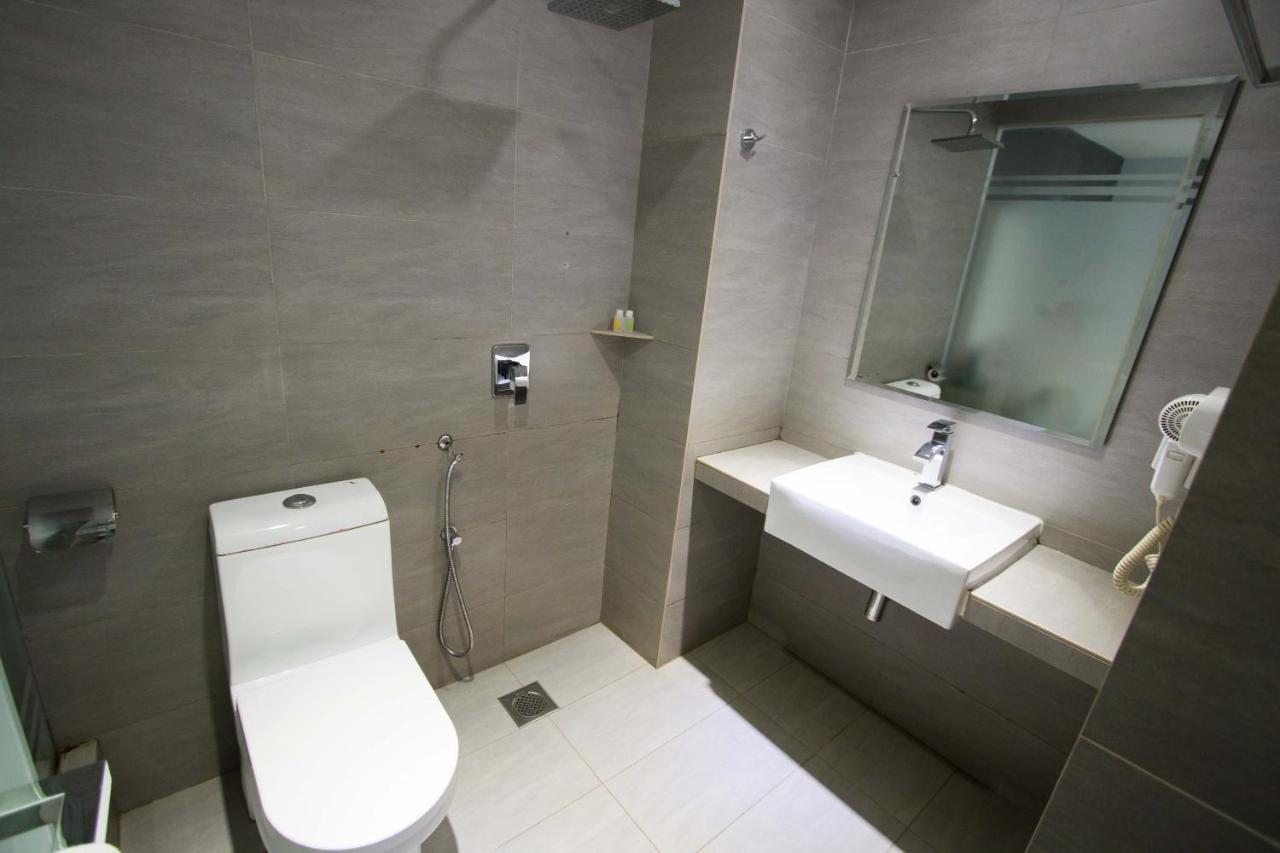 Hotel 99 Pusat Bandar Puchong Eksteriør billede
