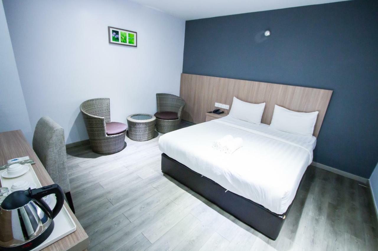 Hotel 99 Pusat Bandar Puchong Eksteriør billede